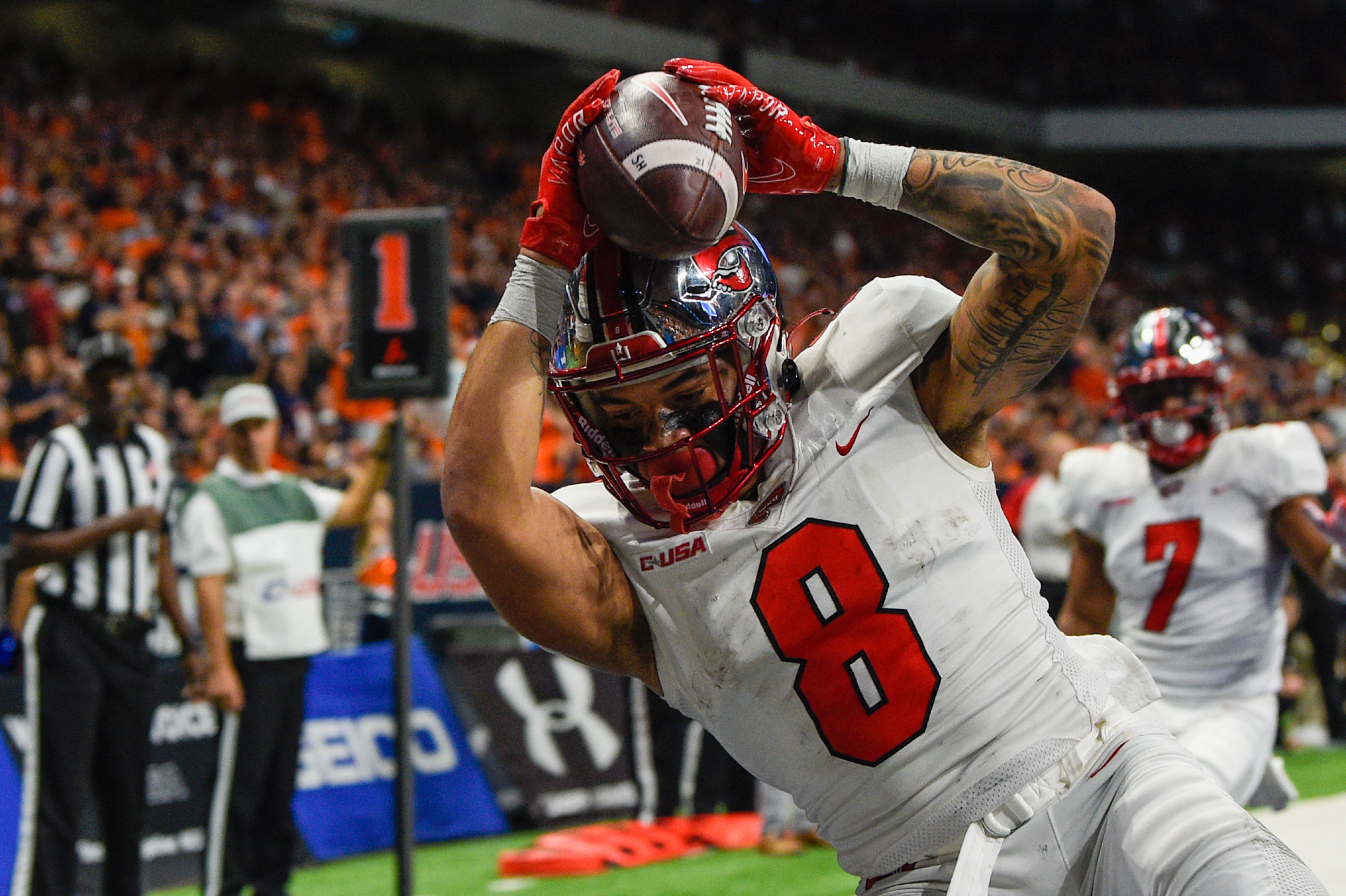 College Football Schedule: What Bowl Games Are On Today? Times, TV Channels For Dec. 17-18 - Sporting News 2 Jerreth-Sterns-12172021-Getty-FTR